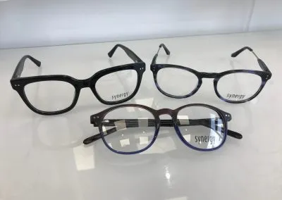 Complimentary Glasses Service in Deeside