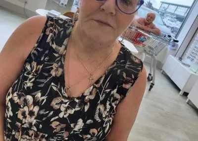 Complimentary Glasses Service in Deeside