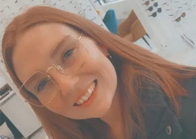 Complimentary Glasses Service in Deeside