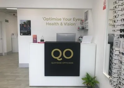 Complimentary Glasses Service in Deeside