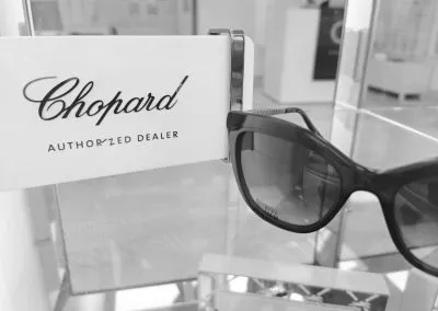 Complimentary Glasses Service in Deeside